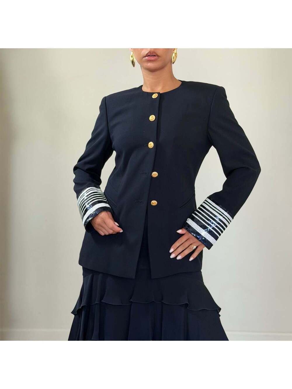 Escada - Picture 2 of 9